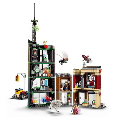LEGO Örümcek Adam, Oscorp'a Karşı 76324 - 5