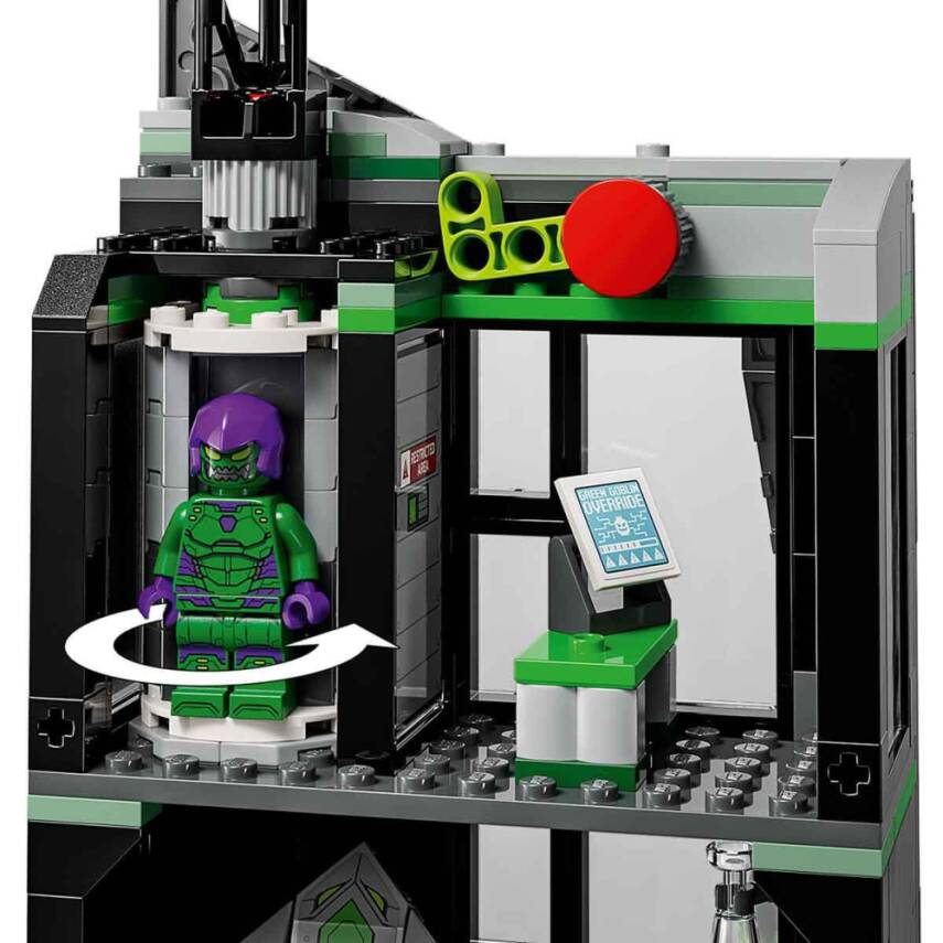 LEGO Örümcek Adam, Oscorp'a Karşı 76324 - 7