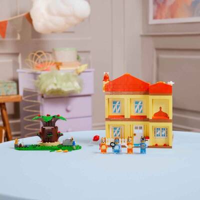 LEGO Bluey: Bluey’nin Aile Evi 11203 - 10