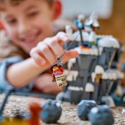 LEGO City Kaşiflerin Kuzey Kutbu Ekspres Treni (60470) - 11