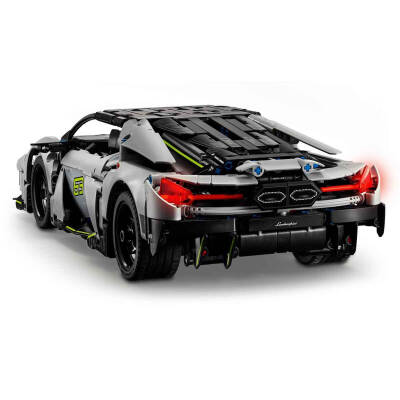 LEGO Lamborghini Revuelto Süper Spor Araba 42214 - 10