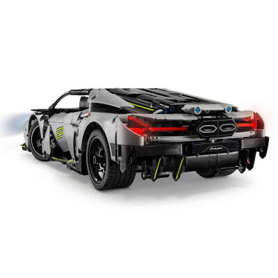LEGO Lamborghini Revuelto Süper Spor Araba 42214 - 11