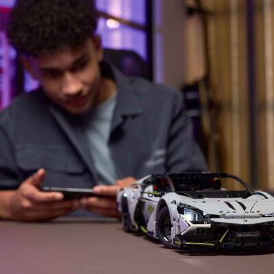 LEGO Lamborghini Revuelto Süper Spor Araba 42214 - 17