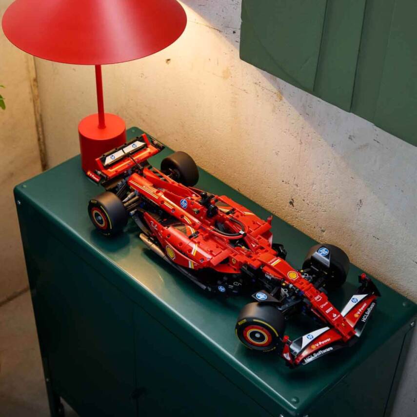 LEGO® Technic Ferrari SF-24 F1 Araba 42207 - 8