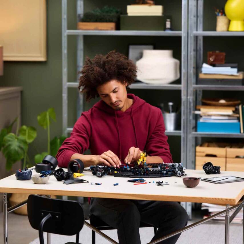 LEGO® Technic Oracle Red Bull Racing RB20 F1 Araba - 12