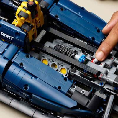 LEGO® Technic Oracle Red Bull Racing RB20 F1 Araba - 9