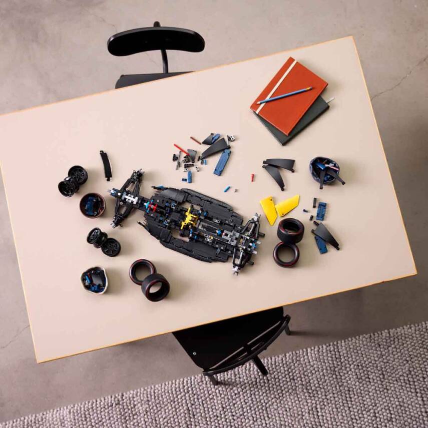 LEGO® Technic Oracle Red Bull Racing RB20 F1 Araba - 8