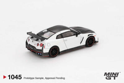 MINI GT 1/64 Nissan GT-R Nismo 2024 Brilliant White Pearl - MGT01045 - 2